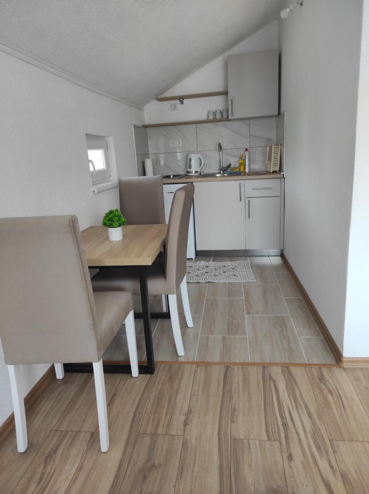 View Of The City - Studio Apartment 2 モスタル エクステリア 写真